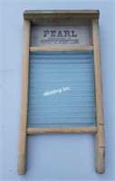 Vintage Pearl Small Glass Wash Board - S2