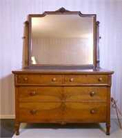 Widdicomb Antique 4 Drawer Dresser w/mirror
