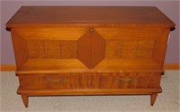 Lane Cedar Chest with Aroma-Tite Seal - 44" Wide,