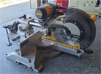 DeWalt 12" Compound Slide Miter Saw