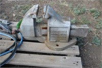 L.S. STARRETT CO. ATHOL VISE GREAT CONDITION