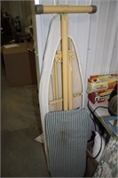 METAL IRONING BOARD