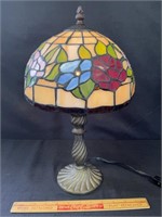 SWEET CAST ACCENT LAMP WITH STAINED GLASS SHADE