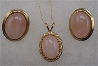 10k Gold Rose Quartz Pendant & Chain