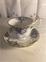 Royal Albert MOONLIGHT ROSES Bone China Cup &