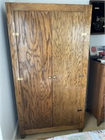 Nice! Oak Wardrobe Double Door 
40” wide 74”