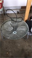 Round Fan
