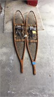 Vintage snow Shoes