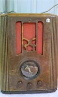 Zenith antique wood radio, tubes, cord cut