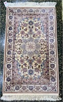 Scatter rug, Oriental patterns, beige and pale blu