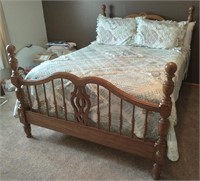 Thomasville Queen Size Box Spring & WoodBedframe