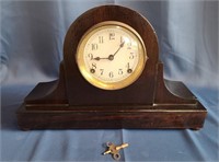 Mantle Clock with Key