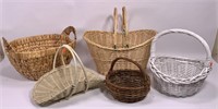 Straw baskets with handles - 12" x 18" and