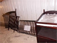 Baby Crib w/Changing Table