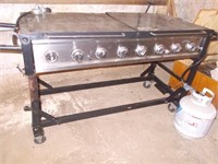 Baker's & Chef's Commercial 8 Burner Gas Grill
