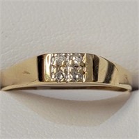 $1000 10K  Diamond(0.04ct) Ring