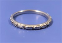 18K White Gold Wedding Band(Sz 7)-3.1gr