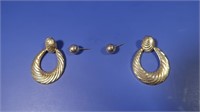 2 Pr. 14K Yellow Gold Earrings(Ball&Fancy)-2.4gr