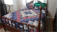 Coloniel QUEEN Bed w/Bedding/Mattress/Box Springs
