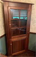 Corner Wood Hutch Cabinet-Very Good Condition