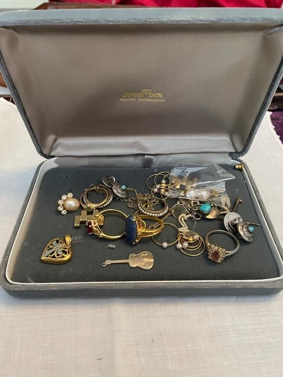 June Jewelry Auction