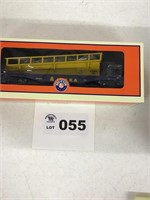 LIONEL ALASKA YELLOW GONDOLA W/BARRELS