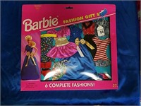 Barbie Fashion Gift Set MIB
