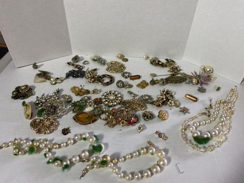 Gold jewelry & watch auction