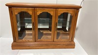 China Cabinet Brown Wood With Lights*