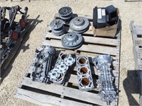Assrt of Polaris snowmobile motor parts & clutch