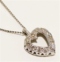 14K W Gold & Diamond Heart Pendant Necklace 2g