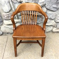 Milwaukee Chair Co. Oak Courthouse / Office Chair