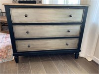 3-DRAWER CHESTS