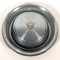 (1) Cadillac Crest Style Wheel Cover #2