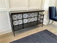 CONSOLE TABLE