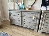 6-DRAWER DRESSER