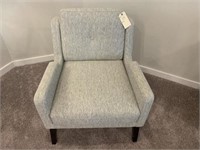 UPHOLSTERED CHAIR