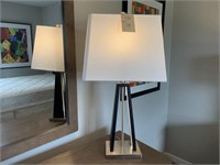 2PC ASSORTED LAMPS