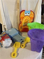 CHILD'S BEACH LOT - PAILS, SWIMMER FLOAT, BOARD