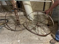 2-wagon wheels