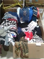 Tote Over 200pcs of Clothing