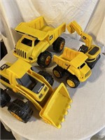 TOY STATE 4 PC. PLASTIC TOY LOT - HEAVY EQUIPMENT