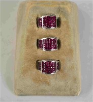 18K White Gold Ring & Earrings w. Rubies & Diamond