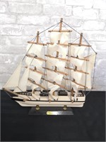Whaling Ship Clipper 1846 replica ship with stand