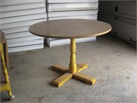 Yellow pedestal table & chairs