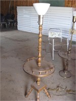 Wood base table lamp