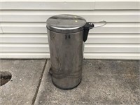 Trash Can with Foot Pedal
