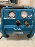 Makita Model AC001 Portable Air Compressor