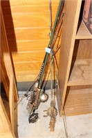 GROUPING OF VINTAGE FISHING POLES