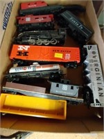 Tyco HO Scale Locomotive with Assorted Cars